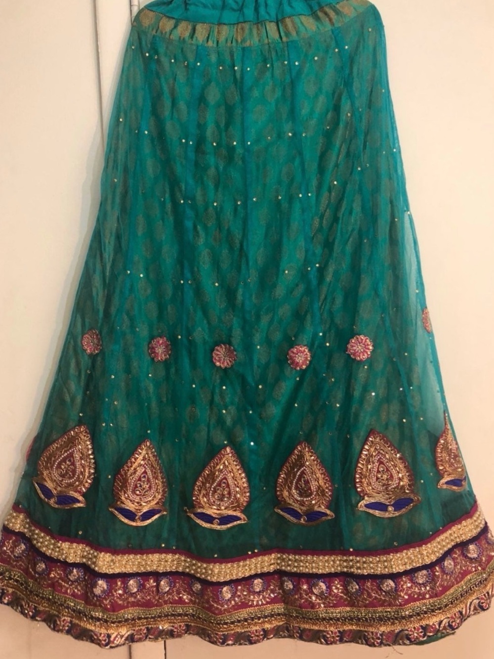 Lehenga kurta w/coordinated dupatta